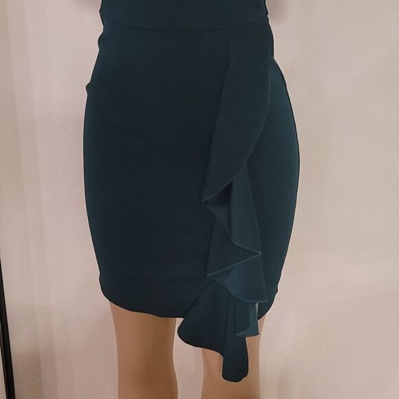 BRAND NEW KNITEE V-NECK RUFFLED ASYMMETRICAL MINI DRESS G1 - Picture 5 of 13